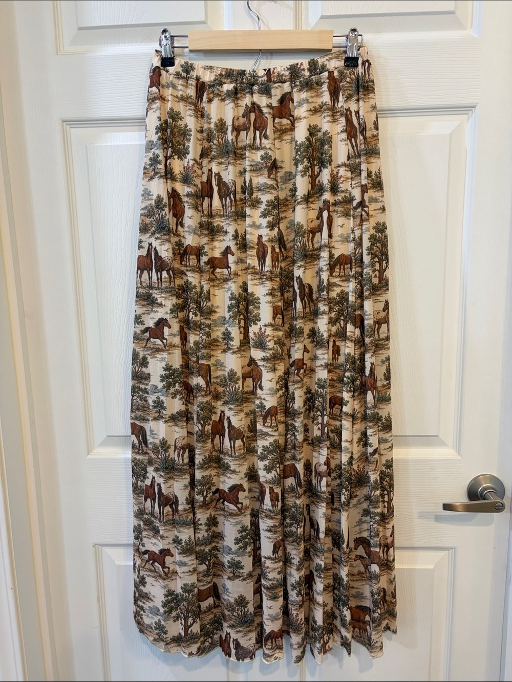 NWT Boho Cream Horse-Print Maxi Skirt - Women's Country Maxi - Picture 6 of 7